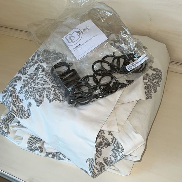 Like new Ballard designs drapes 4 108”long Bingham Printed Damask Draper… - Picture 9 of 12